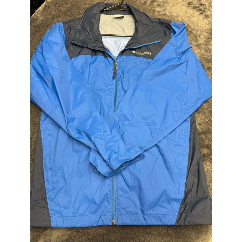 Blue and Black Columbia Men’s Small windbreaker #windbreaker #rainwear